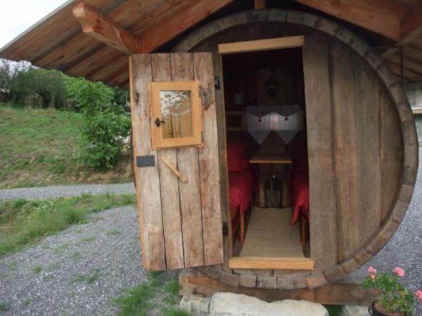 Domaine Du Grand Cellier - Insolite En Savoie Турнон Номер фото
