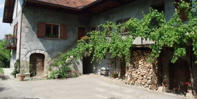 Domaine Du Grand Cellier - Insolite En Savoie Турнон Экстерьер фото